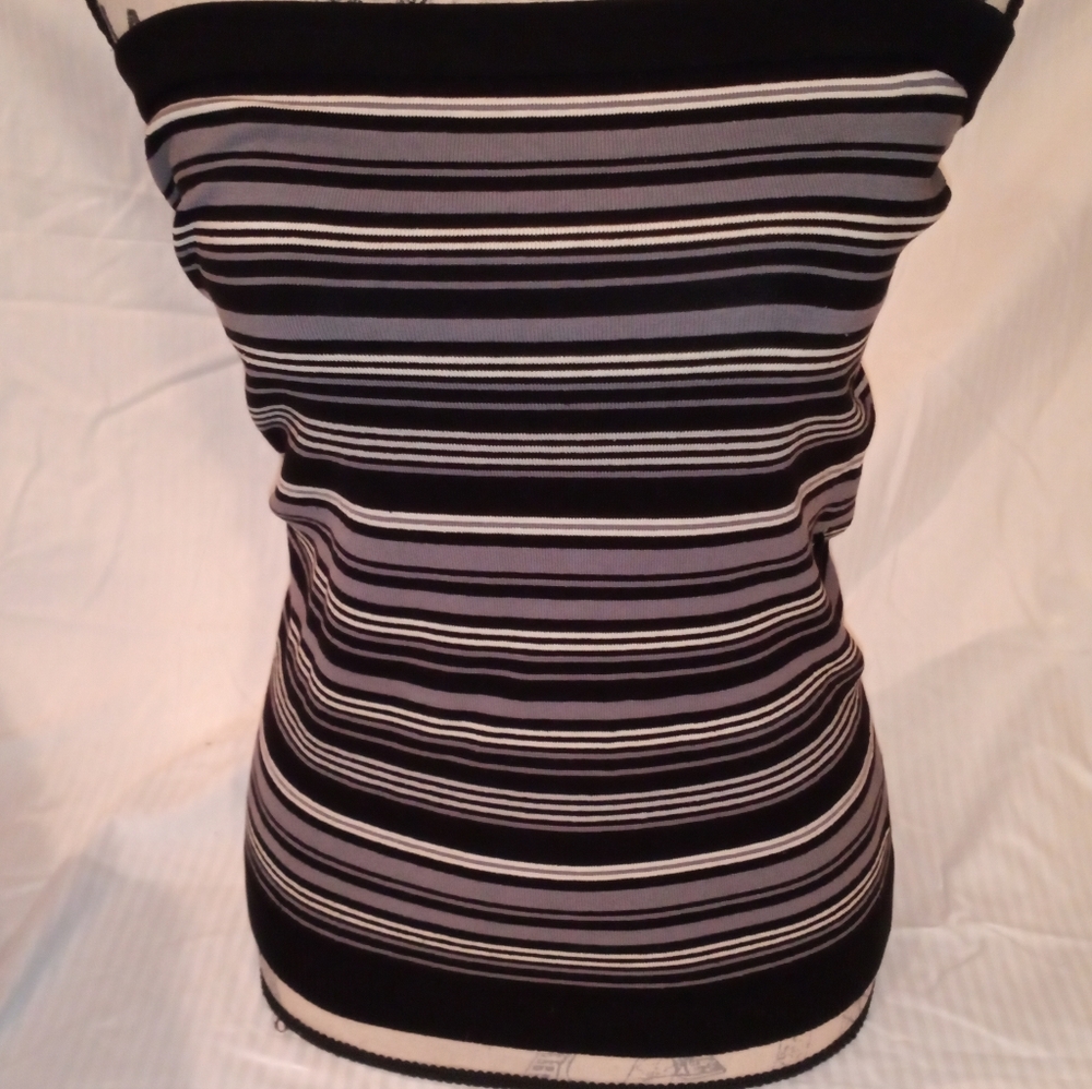 Stripped top
